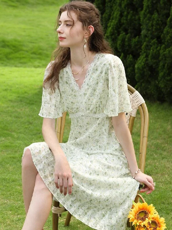 Midi dresses with patchwork patterns for a one - of - a - kind style Cottagecore Floral Midi Dress Midi dresses with patchwork patterns for a one - of - a - kind style Cottagecore Floral Midi Dress