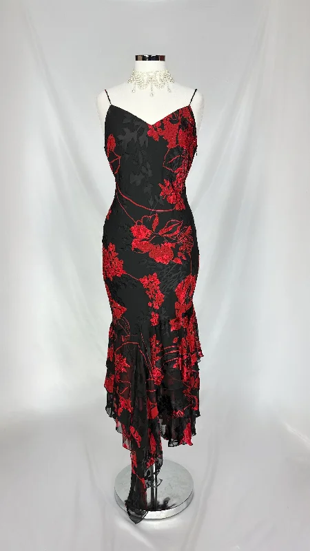 Sheath midi dresses with beaded embellishments for a formal occasion 90s RED & BLACK FLORAL EMBELLISHED MIDI DRESS Sheath midi dresses with beaded embellishments for a formal occasion 90s RED & BLACK FLORAL EMBELLISHED MIDI DRESS