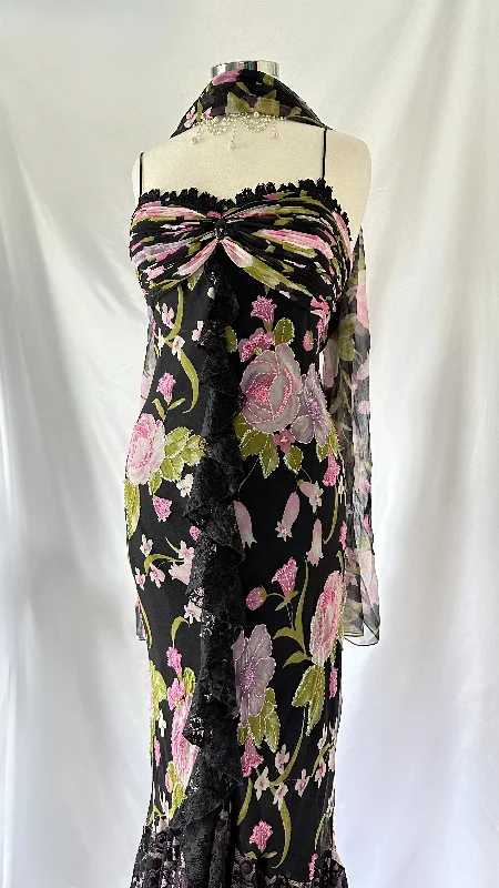 Midi dresses with pleated skirts for a timeless and elegant appeal MIDNIGHT GARDENIA EMBELLISHED SILK DRESS & SCARF SET Midi dresses with pleated skirts for a timeless and elegant appeal MIDNIGHT GARDENIA EMBELLISHED SILK DRESS & SCARF SET