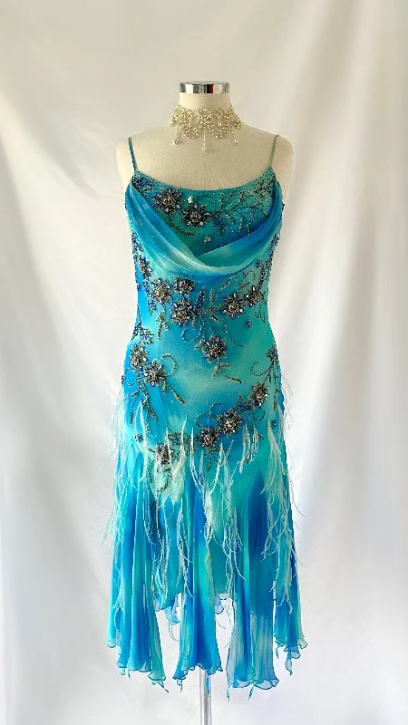 Midi dresses with metallic threads for a glamorous evening event BLUE FEATHER FLORAL EMBELLISHED SILK MIDI DRESS Midi dresses with metallic threads for a glamorous evening event BLUE FEATHER FLORAL EMBELLISHED SILK MIDI DRESS