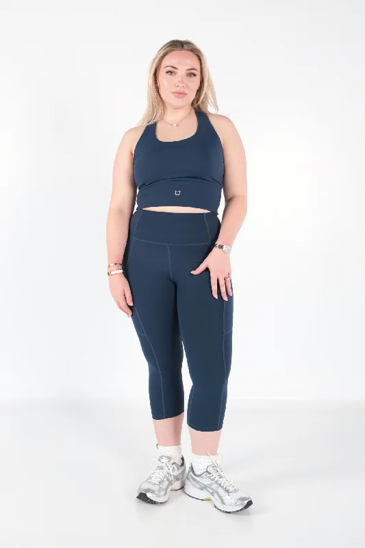 Plus Size Women's Snake - Print Tight Trousers in Brown and Black for a Bold Fashion StatementDarling 7/8 Leggings - Ocean Blue Plus Size Women's Snake - Print Tight Trousers in Brown and Black for a Bold Fashion StatementDarling 7/8 Leggings - Ocean Blue