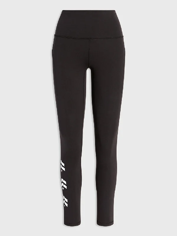 Plus Size Women's Corduroy Tight Trousers in Olive Green for a Retro and Cozy VibeLULULEMON BLACK WUNDER TRAIN HR TIGHT 25IN Plus Size Women's Corduroy Tight Trousers in Olive Green for a Retro and Cozy VibeLULULEMON BLACK WUNDER TRAIN HR TIGHT 25IN