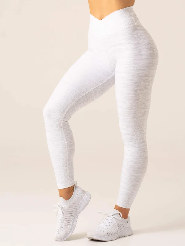Women's Metallic Tight Trousers in Gold for a Glamorous Party EnsembleMomentum Cross Over Scrunch Leggings - Snow Grey Marl Women's Metallic Tight Trousers in Gold for a Glamorous Party EnsembleMomentum Cross Over Scrunch Leggings - Snow Grey Marl