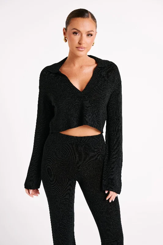hand knitted women cardigan with artisanal charmCarlota Collared Knit Jumper - Black hand knitted women cardigan with artisanal charmCarlota Collared Knit Jumper - Black