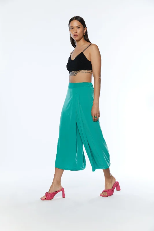 open front women cardigan for easy stylingCROPPED WIDE LEG FLOWY PANT