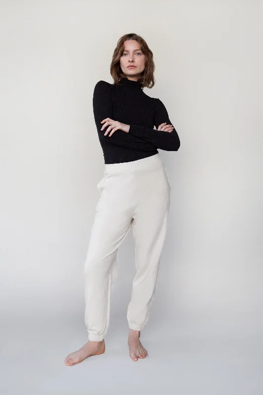 plus size women cardigan for comfortable layeringSWEATPANTS