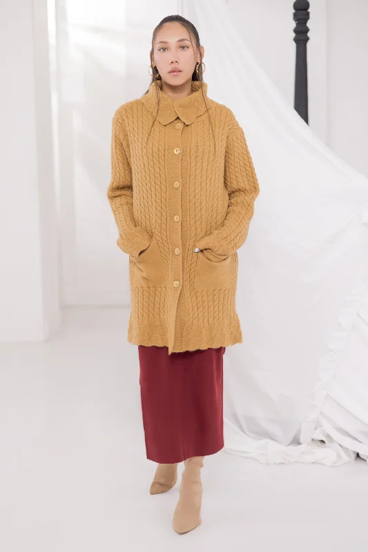 open front women cardigan for easy stylingGOLD-WING COLLAR FULL SLEEVES CARDIGAN W-POCKET SWEATER (24X-104-66)