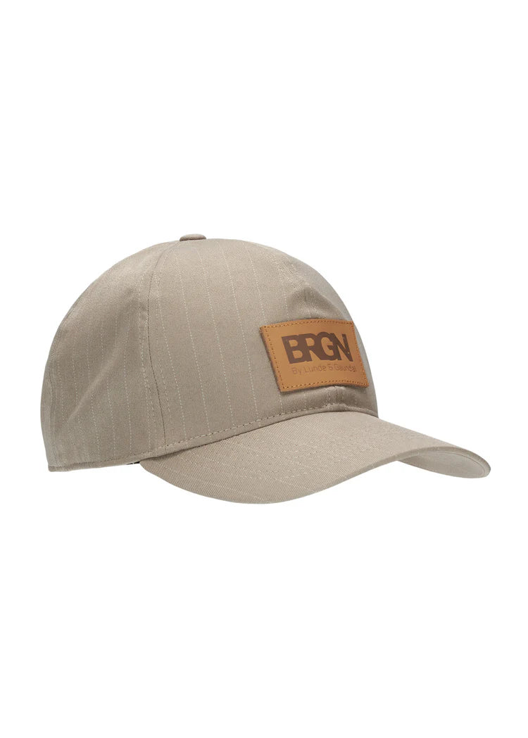 Women's Cropped Cable - Knit Merino Wool Sweater in Beige for a Trendy Fall OutfitBRGN Regndrape Taupe Pinstripe Solregn Cap Hat Women's Cropped Cable - Knit Merino Wool Sweater in Beige for a Trendy Fall OutfitBRGN Regndrape Taupe Pinstripe Solregn Cap Hat