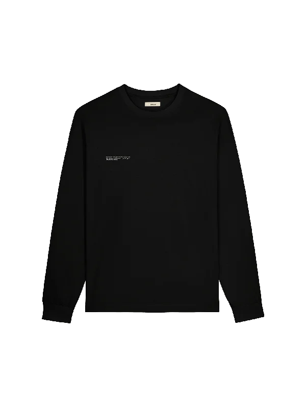 Muscle Women T Shirt for a Sporty and Casual LookWomens 365 Midweight Long Sleeve T-shirt—black Muscle Women T Shirt for a Sporty and Casual LookWomens 365 Midweight Long Sleeve T-shirt—black