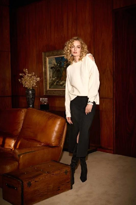 Women's Longline Boyfriend - Style Sweater in Gray for a Relaxed and Casual OutfitJoseph Ribkoff Black Classic Denim Pencil Skirt With Rhinestones Women's Longline Boyfriend - Style Sweater in Gray for a Relaxed and Casual OutfitJoseph Ribkoff Black Classic Denim Pencil Skirt With Rhinestones