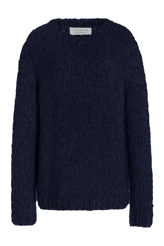 Women's Longline Boyfriend - Style Sweater in Gray for a Relaxed and Casual OutfitLawrence Knit Sweater in Dark Navy Welfat Cashmere Women's Longline Boyfriend - Style Sweater in Gray for a Relaxed and Casual OutfitLawrence Knit Sweater in Dark Navy Welfat Cashmere