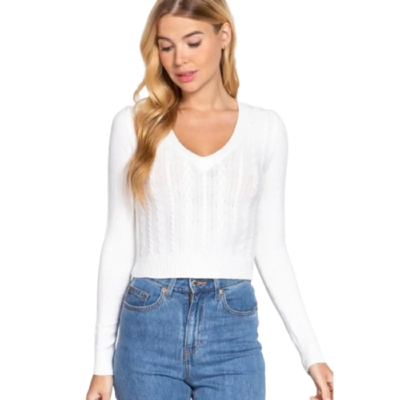 Plus Size Women's Embroidered Floral Patterned Sweater in White for a Spring - Inspired LookLong Sleeve V-neck Cable Sweater Plus Size Women's Embroidered Floral Patterned Sweater in White for a Spring - Inspired LookLong Sleeve V-neck Cable Sweater