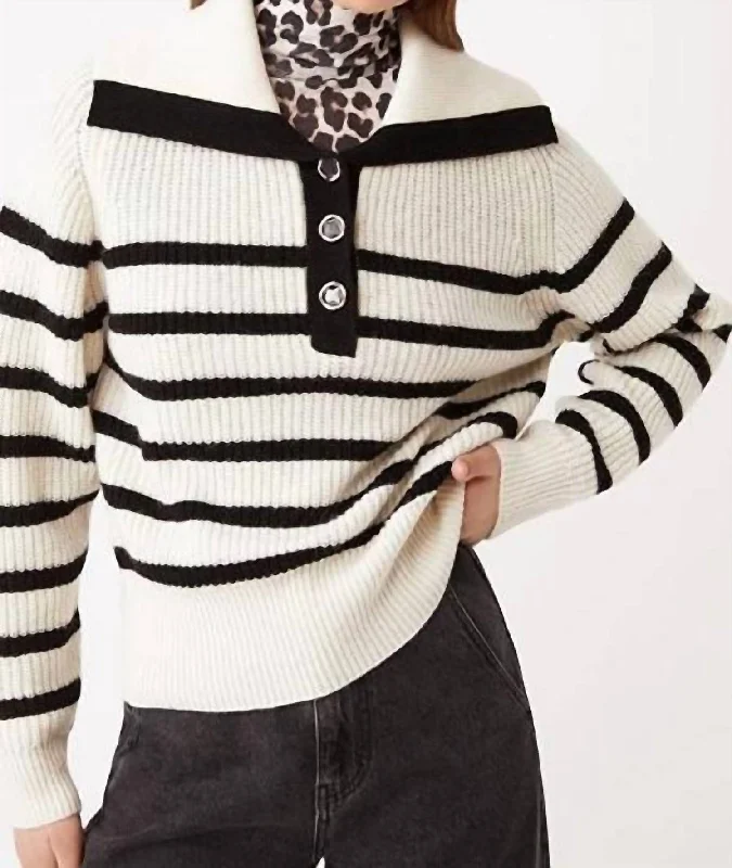 Women's Longline Boyfriend - Style Sweater in Gray for a Relaxed and Casual OutfitPatski Striped Pullover In White Women's Longline Boyfriend - Style Sweater in Gray for a Relaxed and Casual OutfitPatski Striped Pullover In White