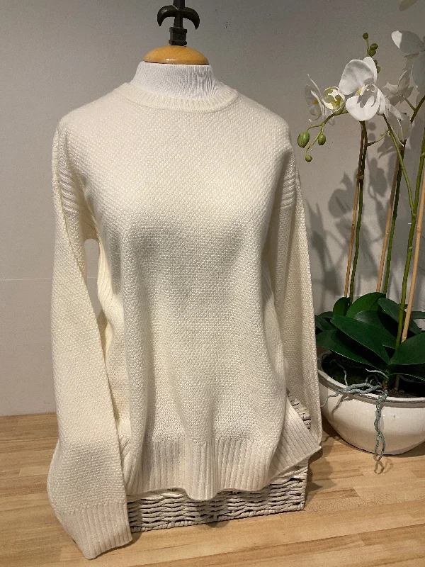 Women's Sequined Trimmed Sweater in Gold for a Glamorous Party LookPure Amici Salt Thermal Crew Neck 100% Cashmere Sweater
