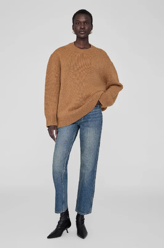 Women's Longline Boyfriend - Style Sweater in Gray for a Relaxed and Casual OutfitRosie Sweater - Camel Women's Longline Boyfriend - Style Sweater in Gray for a Relaxed and Casual OutfitRosie Sweater - Camel