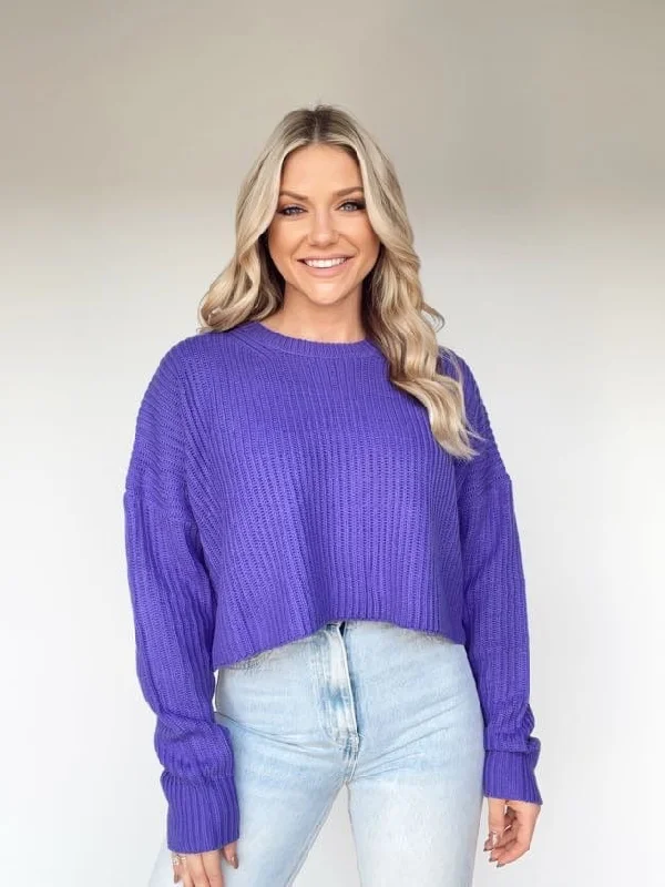 Women's Turtleneck Cashmere - Blend Sweater in Charcoal for a Sophisticated Winter EnsembleValley Girl Sweater Women's Turtleneck Cashmere - Blend Sweater in Charcoal for a Sophisticated Winter EnsembleValley Girl Sweater