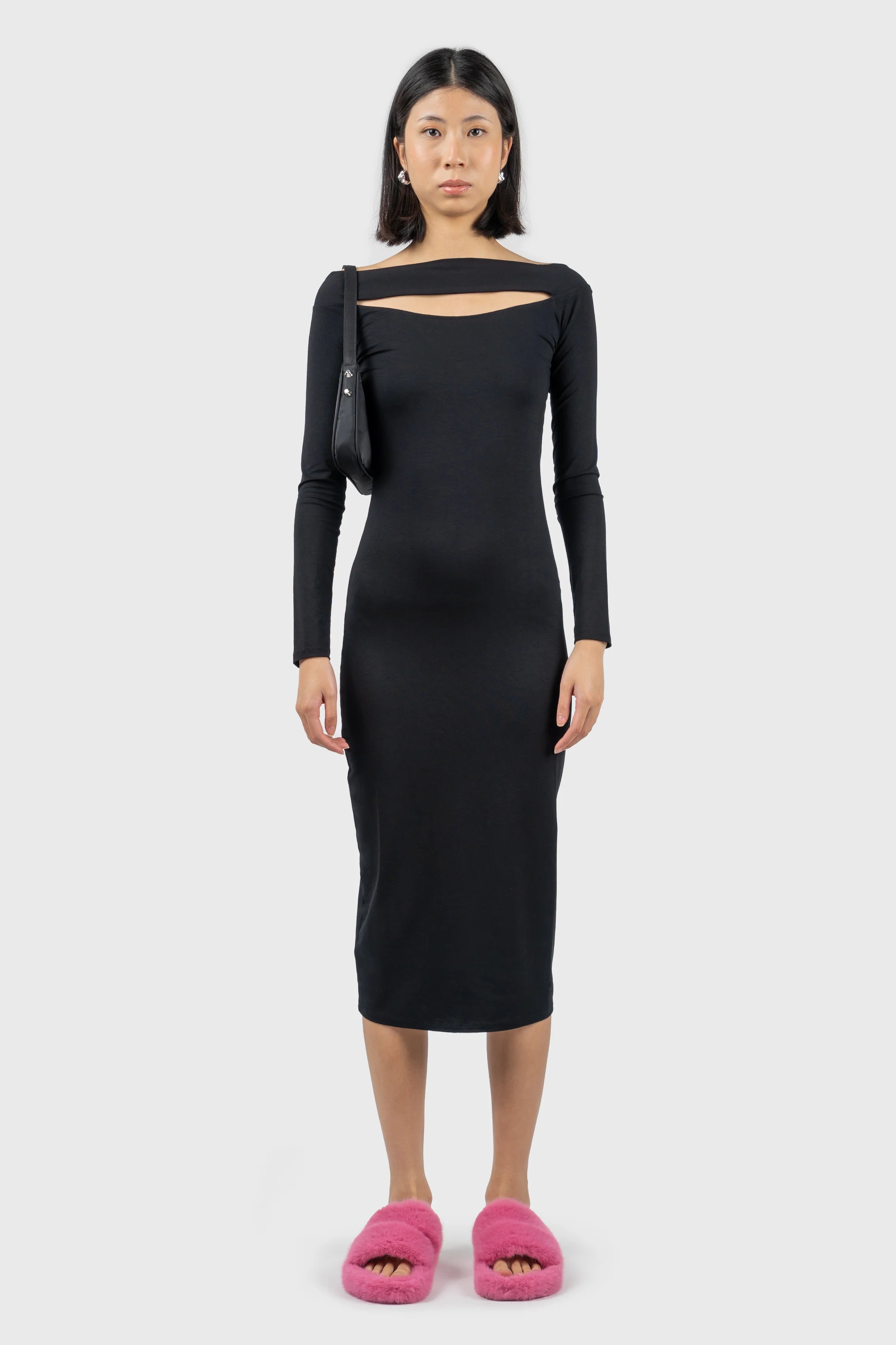 Mini Women Dress with a Short Hem for a Young and Trendy StyleCut Out Detail Long Sleeve Midi Dress Mini Women Dress with a Short Hem for a Young and Trendy StyleCut Out Detail Long Sleeve Midi Dress