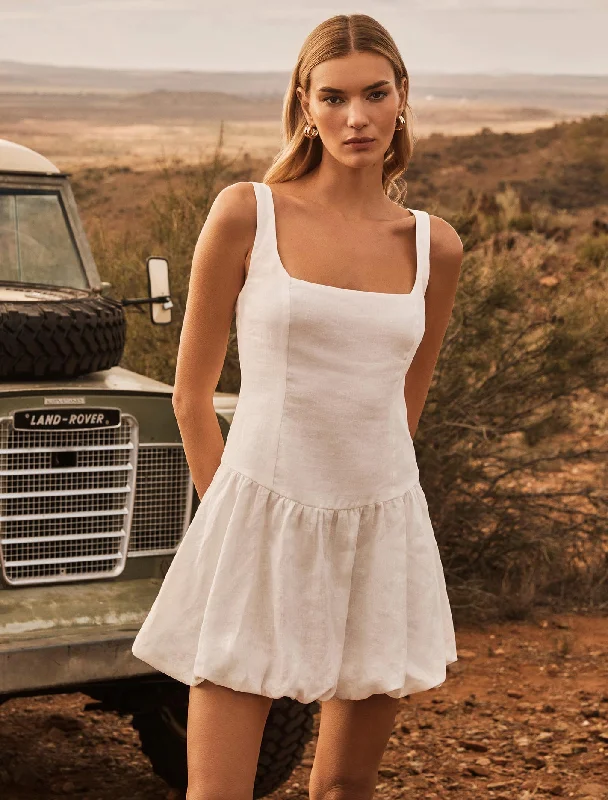 Strapless Women Dress with a Built - in Bra for Comfort and SupportHeidi Bubble Hem Mini Dress Strapless Women Dress with a Built - in Bra for Comfort and SupportHeidi Bubble Hem Mini Dress