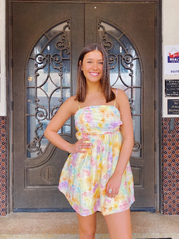 Ruffled Women Dress with Multiple Layers for a Playful and Girly StyleSummertime Floral Mini Dress