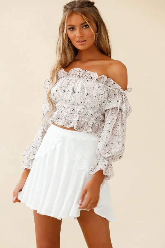 Off - the - Shoulder Women Dress for a Romantic and Feminine LookTaryn Bardot Top Animal Print White Off - the - Shoulder Women Dress for a Romantic and Feminine LookTaryn Bardot Top Animal Print White