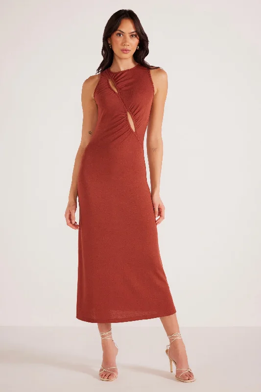 Plus Size Women Dress with a Flattering A - Line Cut for Comfort and StyleVanessa Rust Ruched Midi Dress
