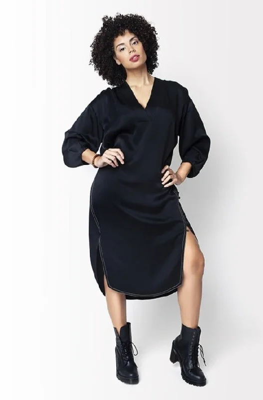 Printed Abstract Women Dress for a Modern and Artistic Appeal Printed Abstract Women Dress for a Modern and Artistic Appeal Abby Dress // Black Printed Abstract Women Dress for a Modern and Artistic Appeal Printed Abstract Women Dress for a Modern and Artistic Appeal Abby Dress // Black