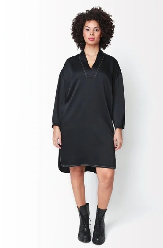 Lace - Embellished Women Dress for an Elegant and Sophisticated Appearance Lace - Embellished Women Dress for an Elegant and Sophisticated Appearance Emmy Dress // Black Lace - Embellished Women Dress for an Elegant and Sophisticated Appearance Lace - Embellished Women Dress for an Elegant and Sophisticated Appearance Emmy Dress // Black