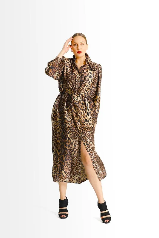 Shift Women Dress with a Simple and Classic Design for Everyday Wear Shift Women Dress with a Simple and Classic Design for Everyday Wear Trina Dress // Leopard Shift Women Dress with a Simple and Classic Design for Everyday Wear Shift Women Dress with a Simple and Classic Design for Everyday Wear Trina Dress // Leopard