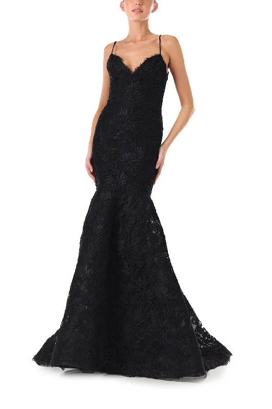 Midi dresses with fringe details for a fun and energetic styleV-Neck Gown With Trumpet Skirt Midi dresses with fringe details for a fun and energetic styleV-Neck Gown With Trumpet Skirt