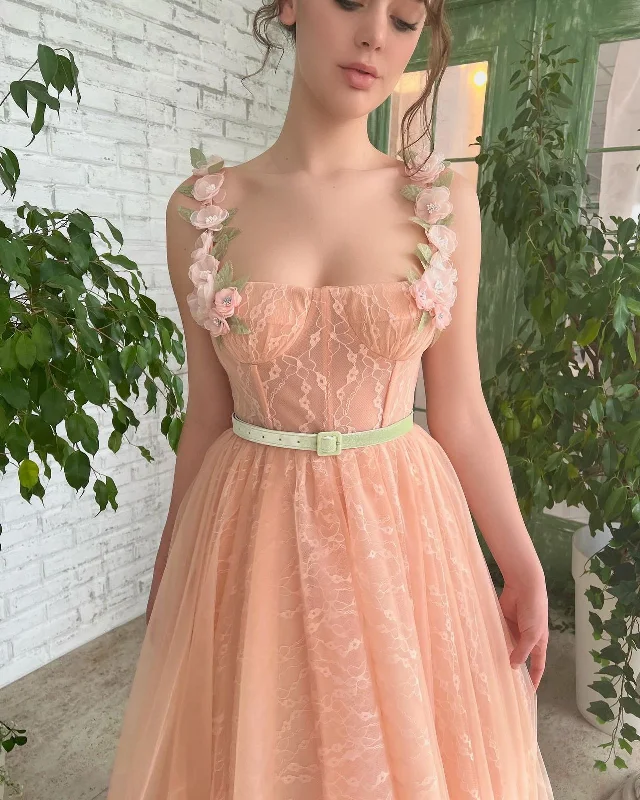 Midi dresses with ruched bodices for a feminine and fitted feelPeach Lily Dress