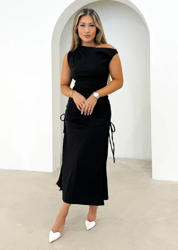 Midi dresses with ruffled bodices for a more pronounced feminine lookWilderra Stretch Midi Dress - Black Midi dresses with ruffled bodices for a more pronounced feminine lookWilderra Stretch Midi Dress - Black