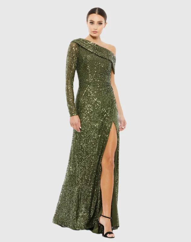 Metallic maxi dresses for a glamorous New Year's Eve partySequined Drop Shoulder Faux Wrap Gown Metallic maxi dresses for a glamorous New Year's Eve partySequined Drop Shoulder Faux Wrap Gown