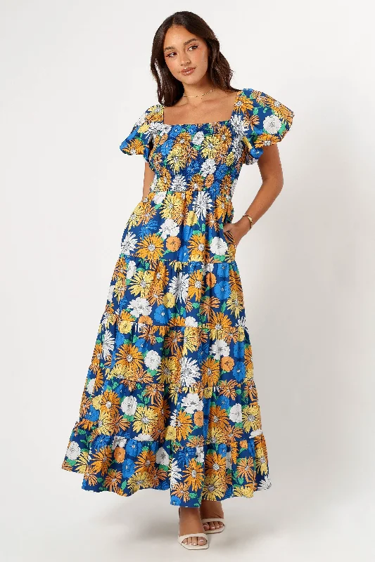 Leather maxi dresses for an edgy and bold appearanceElsie Short Sleeve Maxi Dress - Denim Blue Leather maxi dresses for an edgy and bold appearanceElsie Short Sleeve Maxi Dress - Denim Blue