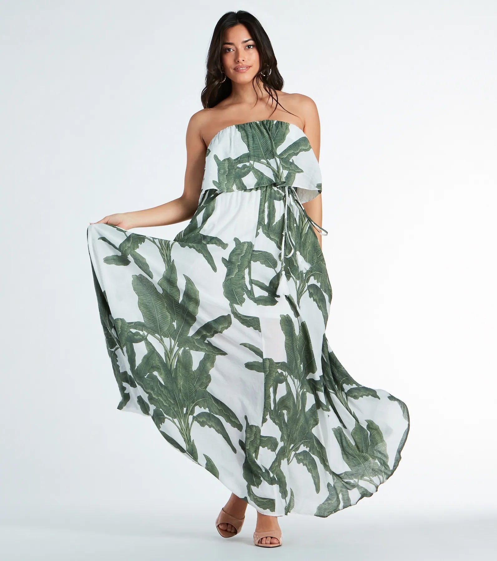 Denim maxi dresses with frayed hems for a casual lookGetaway Bound Tropical Print Woven Maxi Dress Denim maxi dresses with frayed hems for a casual lookGetaway Bound Tropical Print Woven Maxi Dress