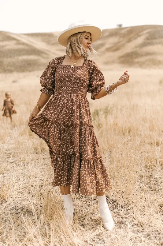Maxi dresses with embroidered floral motifs for a unique designMadeline Dress in Amber Floral Maxi dresses with embroidered floral motifs for a unique designMadeline Dress in Amber Floral