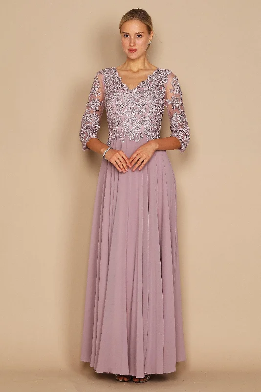Maxi dresses with thin spaghetti straps for a delicate and feminine feel Maxi dresses with thin spaghetti straps for a delicate and feminine feel Dylan & Davids Long Formal Mother of the Bride Dress Mauve