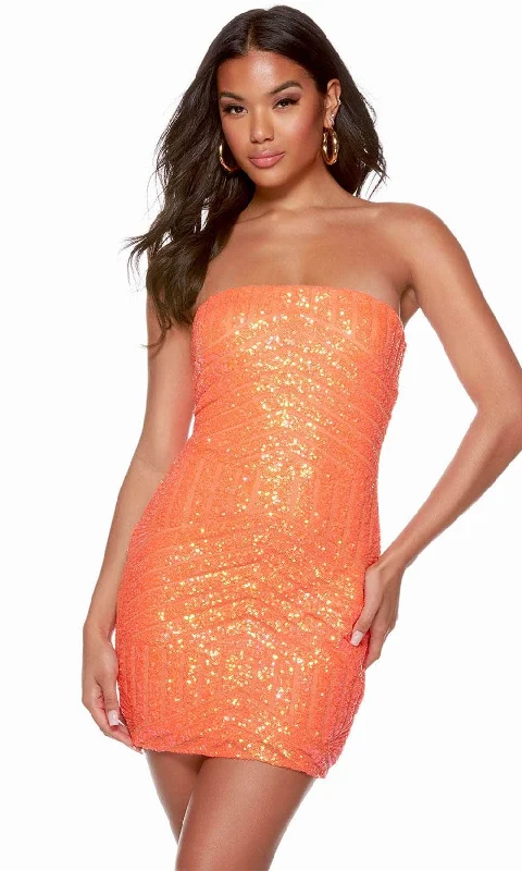 Mini cocktail dresses with a glittery finish for a party - ready styleAlyce Paris 4631 - Strapless Fitted Homecoming Dress Mini cocktail dresses with a glittery finish for a party - ready styleAlyce Paris 4631 - Strapless Fitted Homecoming Dress