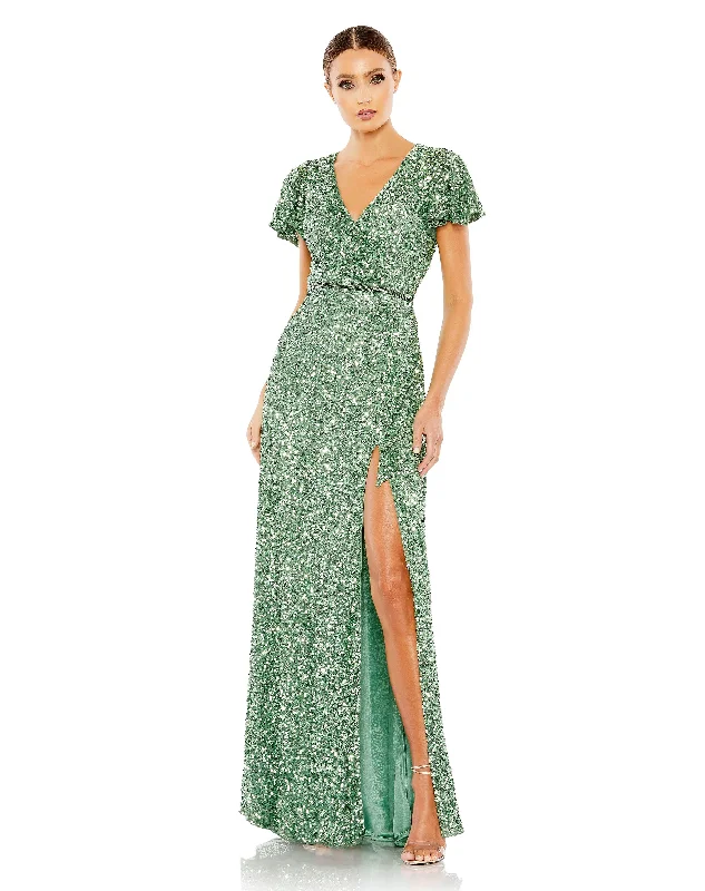 Mini wedding guest dresses with glittery accents for a trendy lookMac Duggal 5540 Long Formal Beaded Dress Mini wedding guest dresses with glittery accents for a trendy lookMac Duggal 5540 Long Formal Beaded Dress
