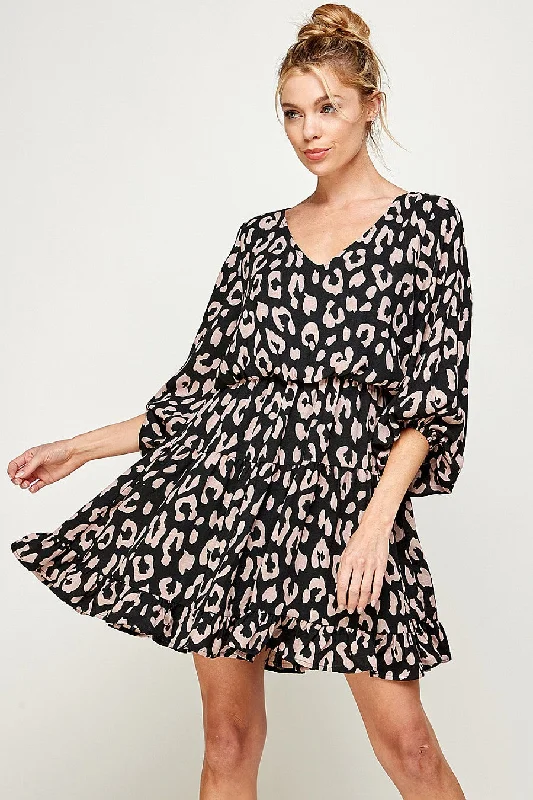 Strapless cocktail dresses with a sweetheart neckline and a full skirtShort 3/4 Sleeve V Neck Printed Dress Strapless cocktail dresses with a sweetheart neckline and a full skirtShort 3/4 Sleeve V Neck Printed Dress