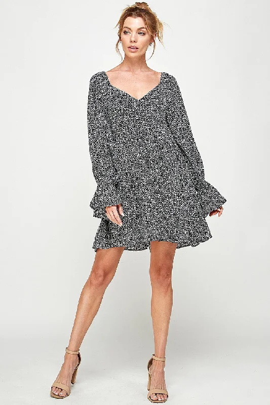 Metallic cocktail dresses with a halter neck for a glamorous occasionShort Printed Long Sleeve Mini Dress Metallic cocktail dresses with a halter neck for a glamorous occasionShort Printed Long Sleeve Mini Dress
