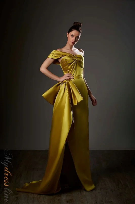 Prom dresses with tiered ruffled sleeves and satin skirts for a feminine and voluminous lookZiad Germanos ZG84 Prom dresses with tiered ruffled sleeves and satin skirts for a feminine and voluminous lookZiad Germanos ZG84