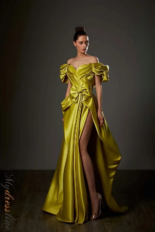 Long - train formal dresses in chiffon for a dramatic prom entranceZiad Germanos ZG86 Long - train formal dresses in chiffon for a dramatic prom entranceZiad Germanos ZG86