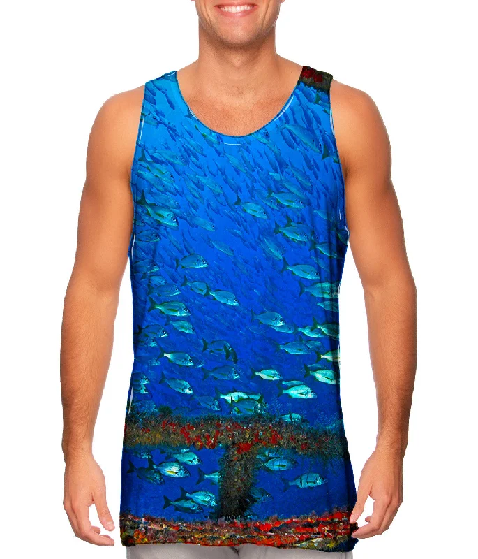 Plunge Neck Women's Seamless Tank Tops for a Smooth FitOpen Window Underwater