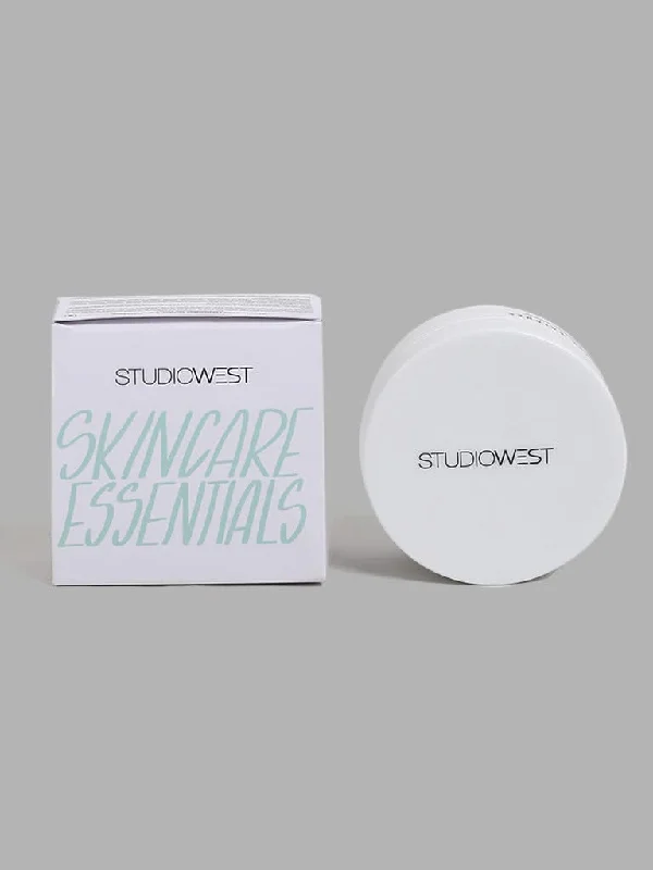 High - Waisted Women Shorts for a Retro and Flattering LookStudiowest Hydrogel Eye Patch - 60 PCS High - Waisted Women Shorts for a Retro and Flattering LookStudiowest Hydrogel Eye Patch - 60 PCS