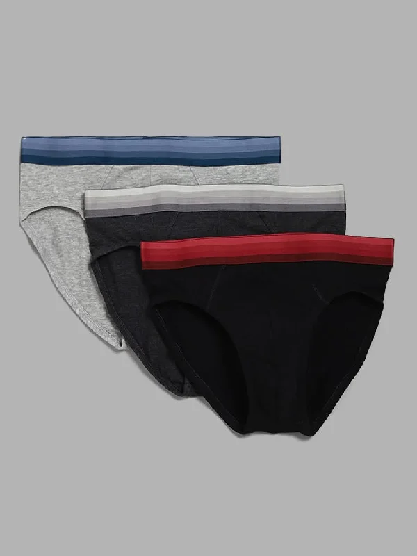 Jeanette Women Shorts with a Soft and Comfortable FeelWES Lounge Multicolor Cotton Briefs - Pack of 3 Jeanette Women Shorts with a Soft and Comfortable FeelWES Lounge Multicolor Cotton Briefs - Pack of 3