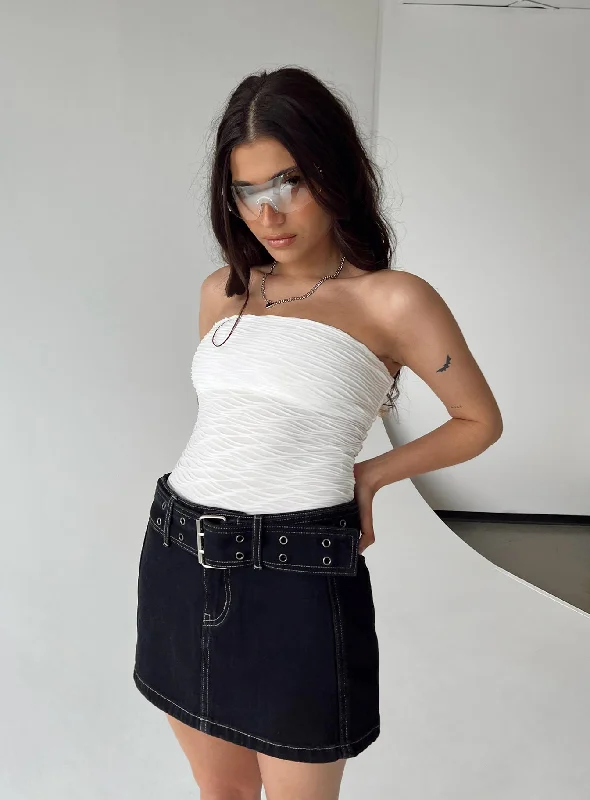 Convertible Straps Bodysuits for Multiple Styling OptionsMakena Strapless Bodysuit White Petite Convertible Straps Bodysuits for Multiple Styling OptionsMakena Strapless Bodysuit White Petite